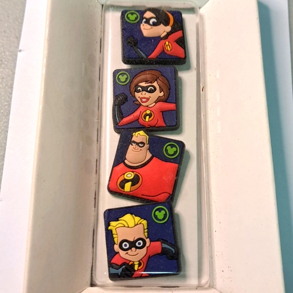 Disney Magic Bandits INCREDIBLES - Picture 2 of 3